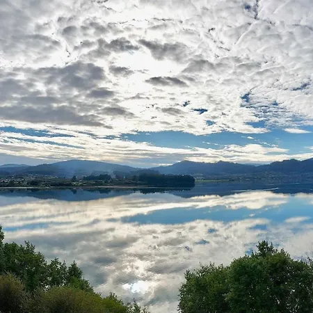 The Cliffs - Oceanlight * San Roman del Valle (Lugo)