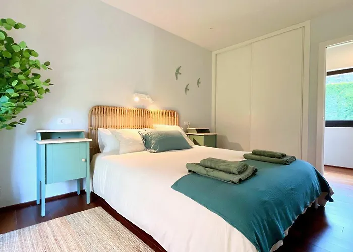 The Cliffs - Oceanlight * San Roman del Valle (Lugo)