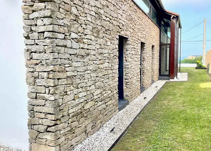 The Cliffs - Oceanlight * San Roman del Valle (Lugo)